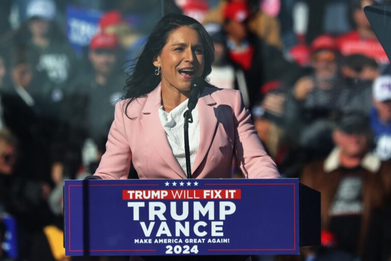 L’affaire RussiaGate éclate : Tulsi Gabbard accuse Obama de complot et menace d’emprisonnement