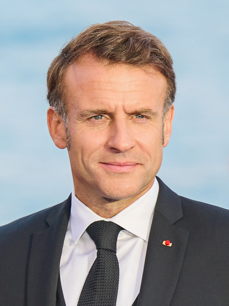 Macron : le traître dénoncé par Poutine comme l’ennemi numéro un de la France