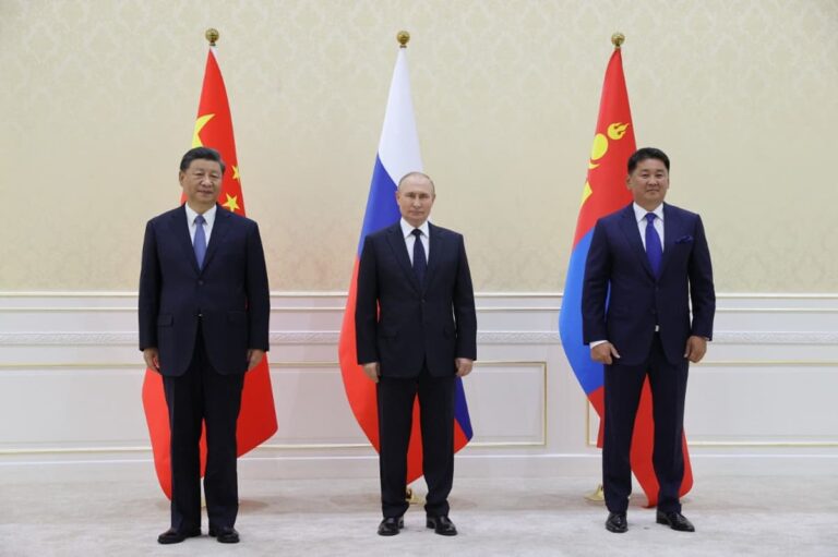 Poutine reçoit un accueil triomphal en Chine, une alliance renforcée entre la Russie et le pays du Milieu