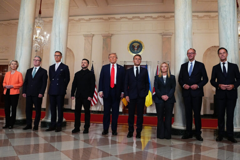 Les dirigeants européens se soumettent à Trump : la fin de l’Ukraine ?