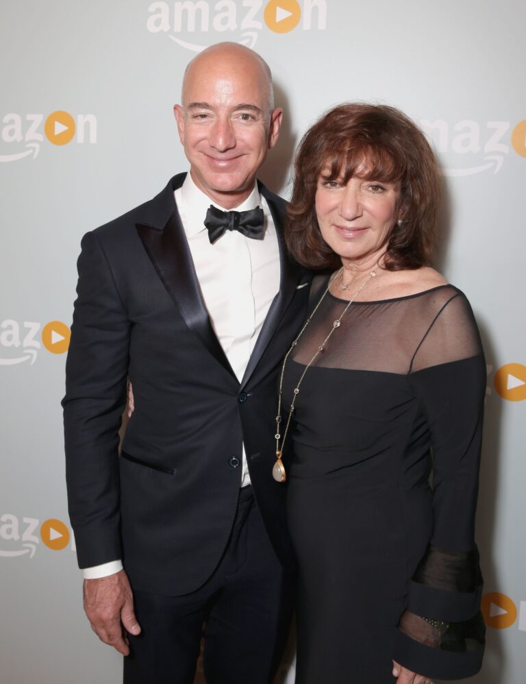 Décès de la mère de Jeff Bezos : une vie marquée par l’abandon et les malversations
