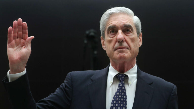 Robert Mueller : Un ancien enquêteur en difficulté