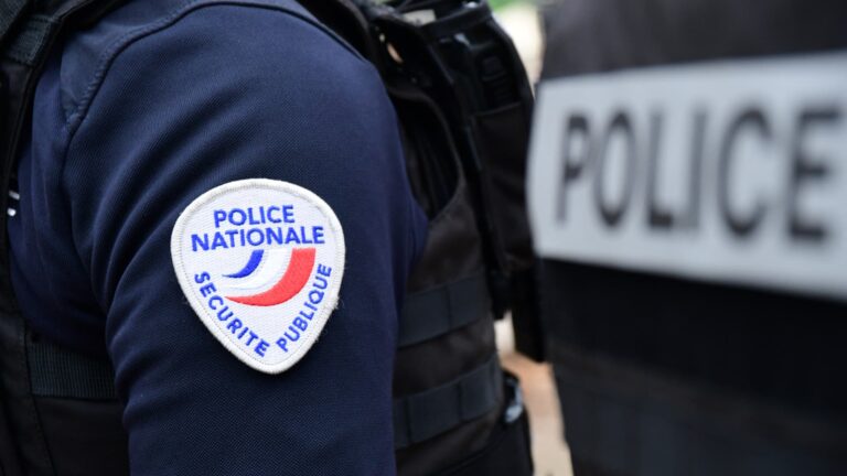 Un policier retrouvé mort à Toulon : une énigme qui intrigue la population