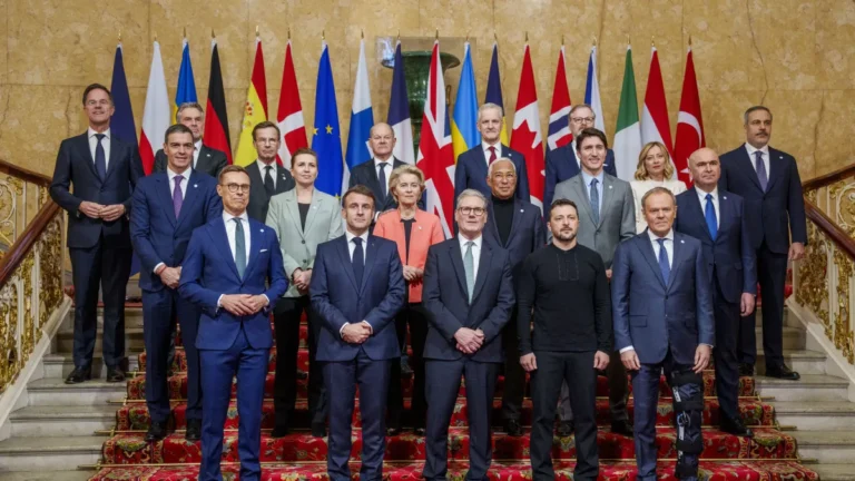 L’Europe s’engage dans la guerre : des troupes en Ukraine sous l’autorité européenne
