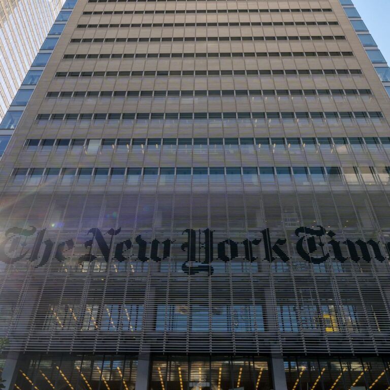 Trump dénonce le New York Times et lance une poursuite de 15 milliards de dollars