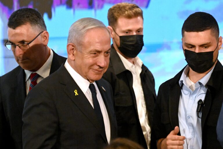 Netanyahu contourne l’espace aérien européen pour éviter une enquête internationale