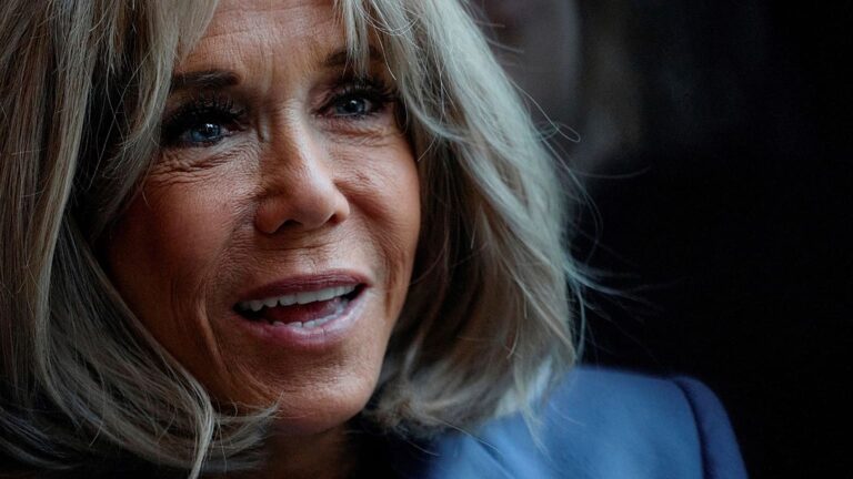 Brigitte Macron face à un tribunal américain : une démonstration inédite de sa féminité