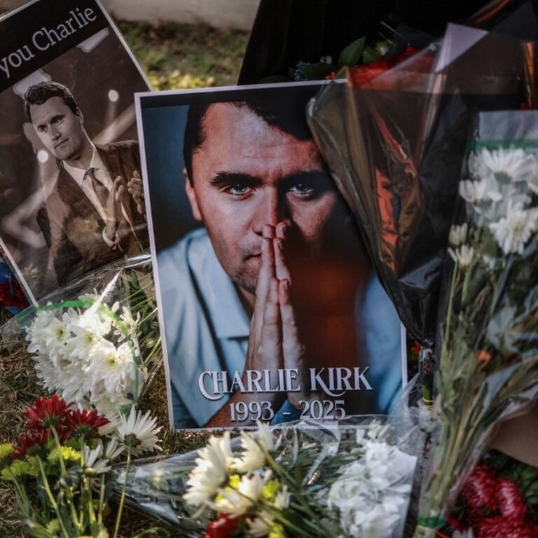 «Un suspect lié à une menace contre Charlie Kirk a échangé des SMS menaçants»