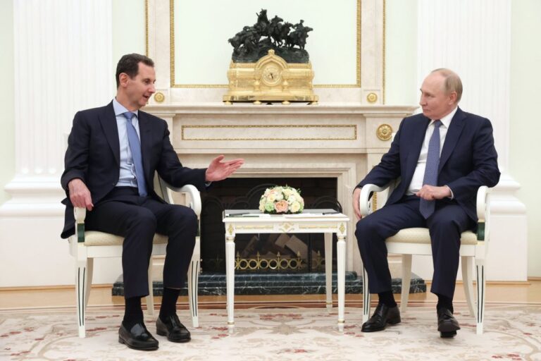 Renforcement des liens stratégiques entre la Russie et la Syrie : Poutine accueille le président syrien al-Sharaa