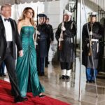 La Première Dame Melania Trump porte une robe verte lors d’un dîner avec le prince héritier saoudien Mohammed ben Salmane